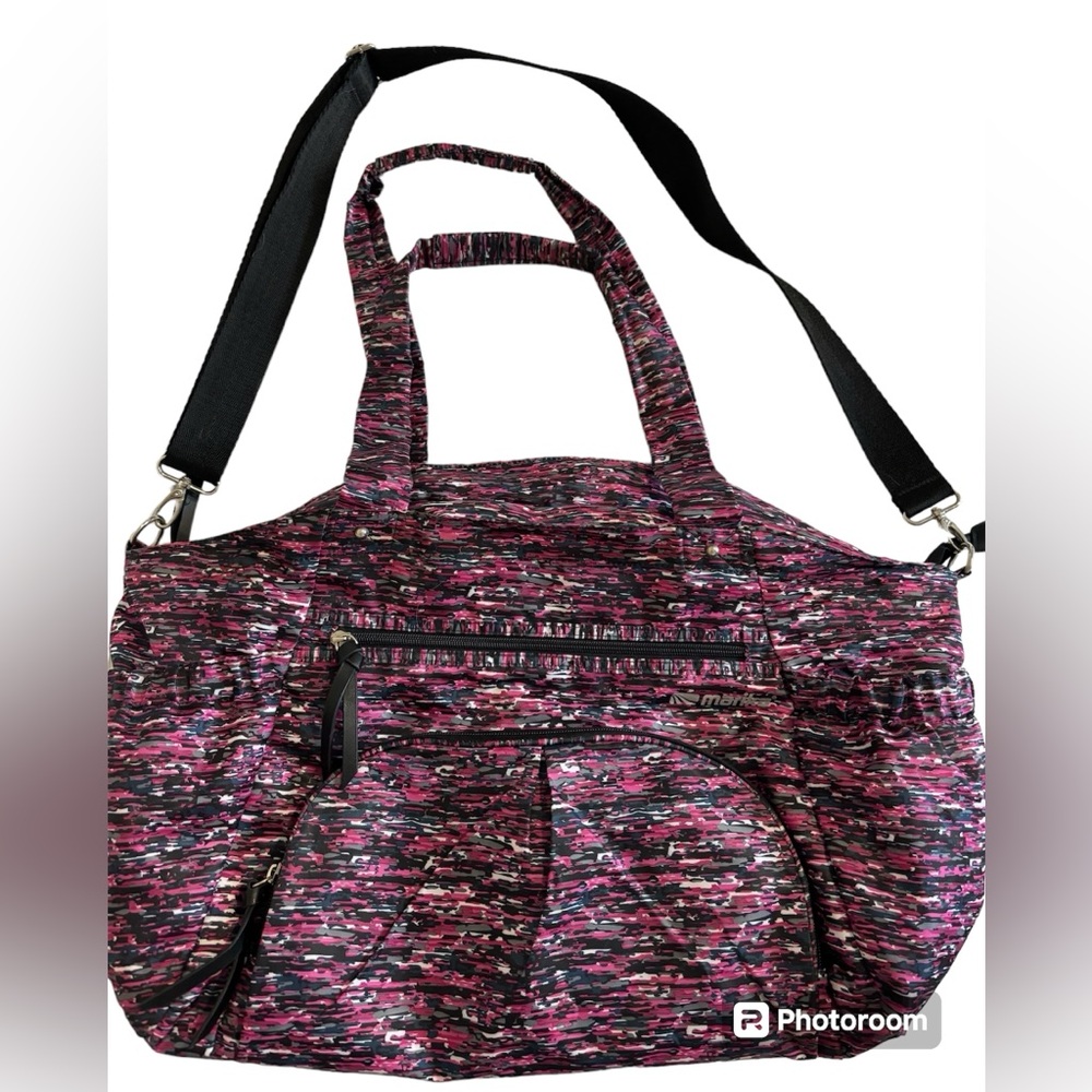 Gorgeous pink camo print duffle gym bag